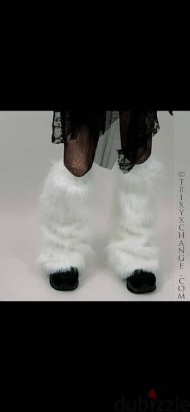 white leg cover all fur 1