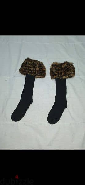 socks with fur animal print 1