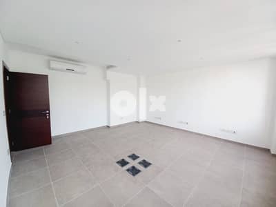 AH22-1056 Office for Rent in Beirut, Adlieh, 220m2, $1,700 cash