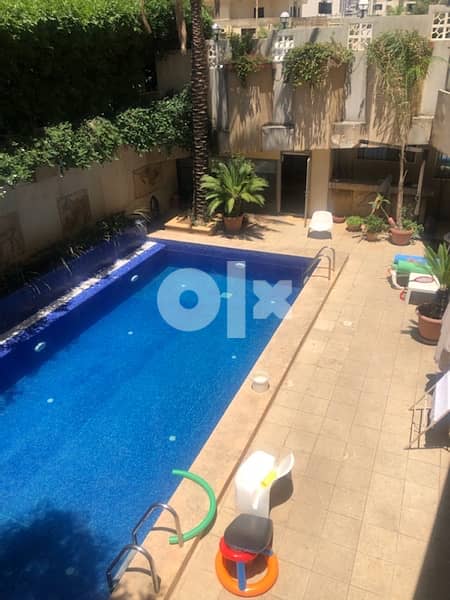 Double level villa with swimming pool and garden in high end street 18