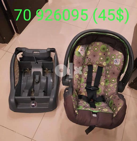 Car seat +base, Evenflo. 0