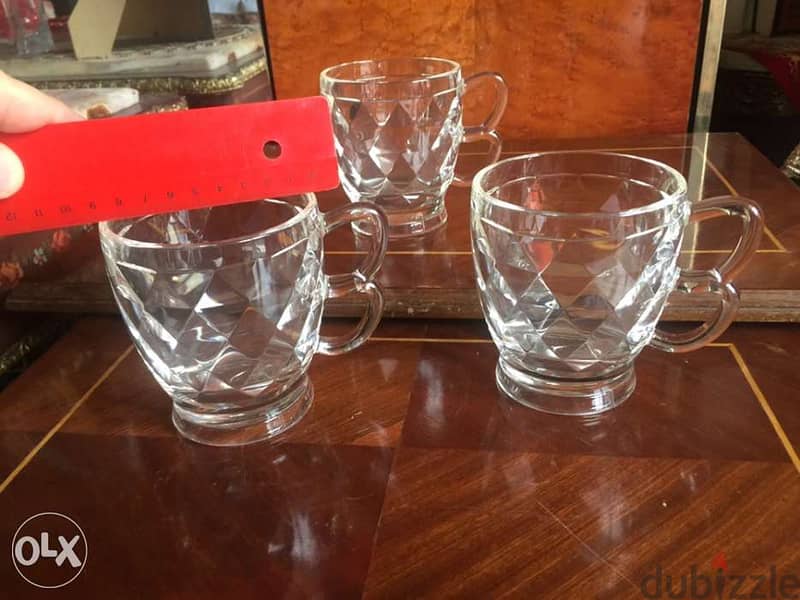 3 Cups Plexiglass - AZAD - ٣ أكواب بليكس 4