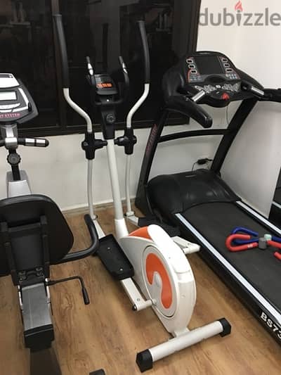 elliptical like new used 2 times very good condition 70/443573 RODGE