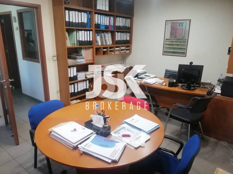 L09835- Office For Rent in Achrafieh 0