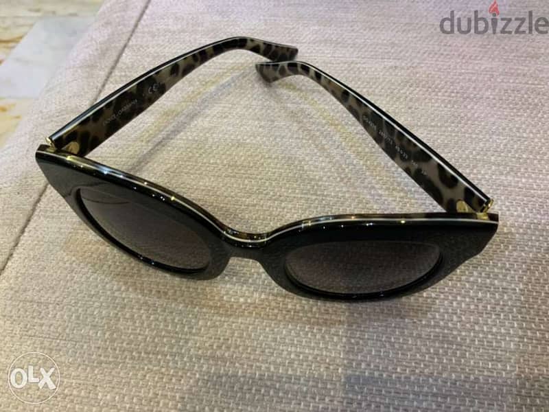 Like new Dolce & Gabbana original sunglasses 0