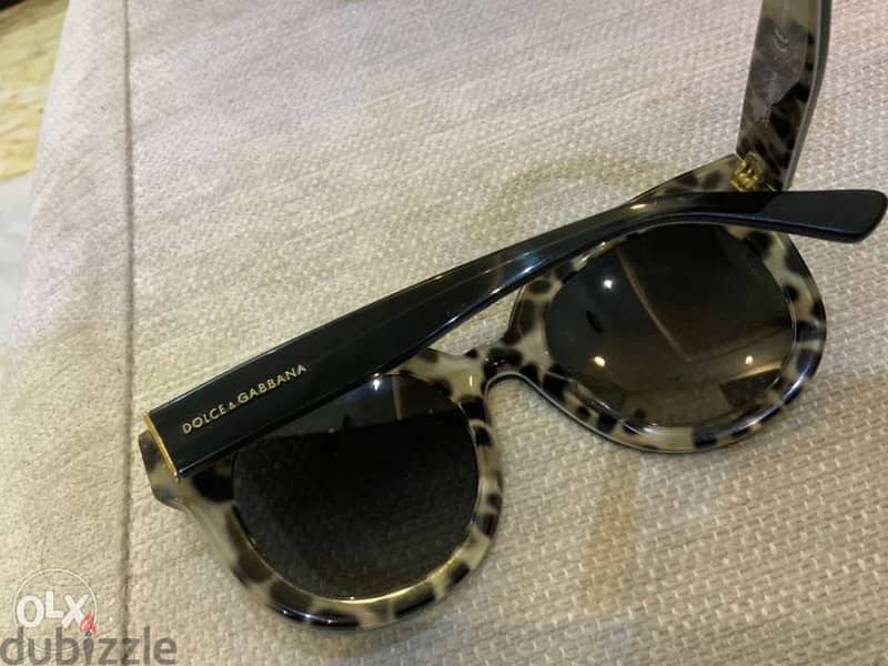 Like new Dolce & Gabbana original sunglasses 2