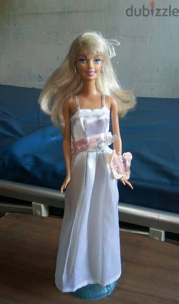 Offer: Barbie BRIDE Mattel 2013 Australian doll bending legs in bridal 1
