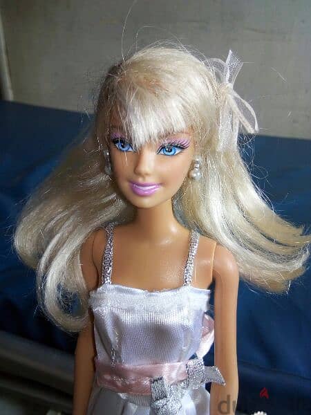 Offer: Barbie BRIDE Mattel 2013 Australian doll bending legs in bridal 3