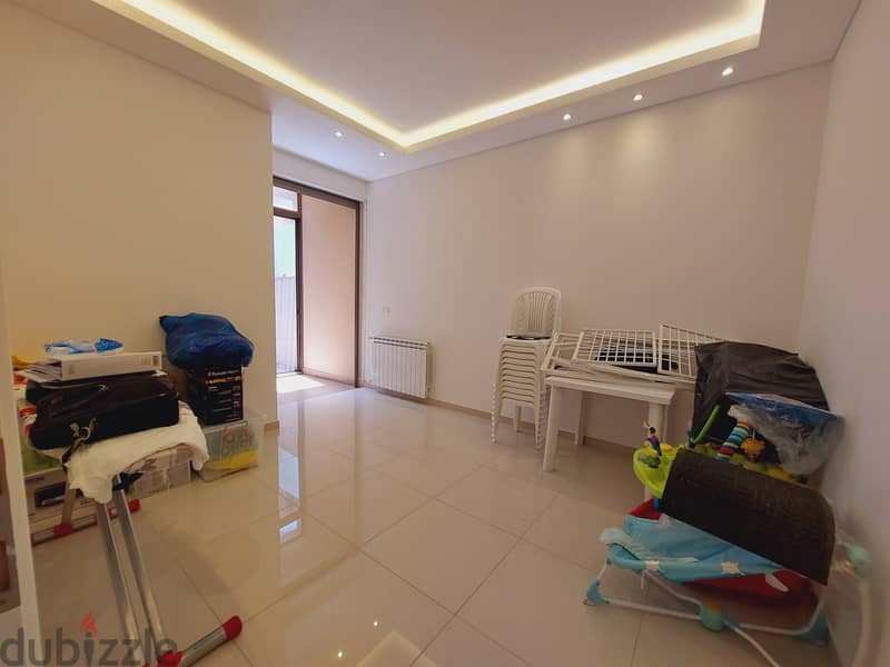 Gigantic New Apartment In Qornet El Hamraشقة للبيع في قرنة الحمرا 15