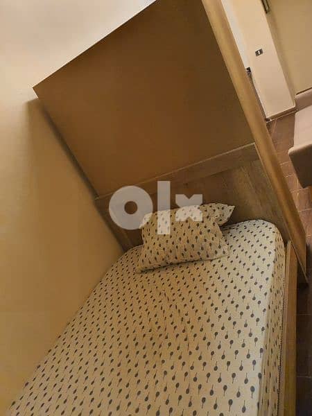 studio for rent Monthly 24h electricity for one person fully furnished 3