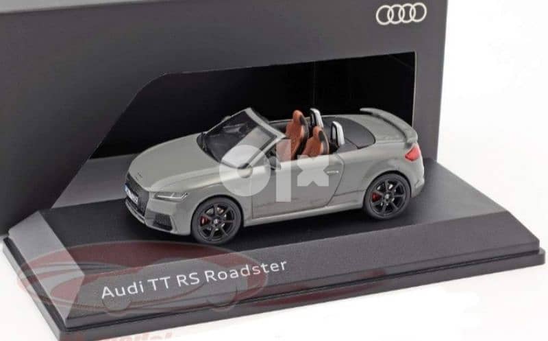 Audi TT RS Roadster diecast car model 1:43. 0