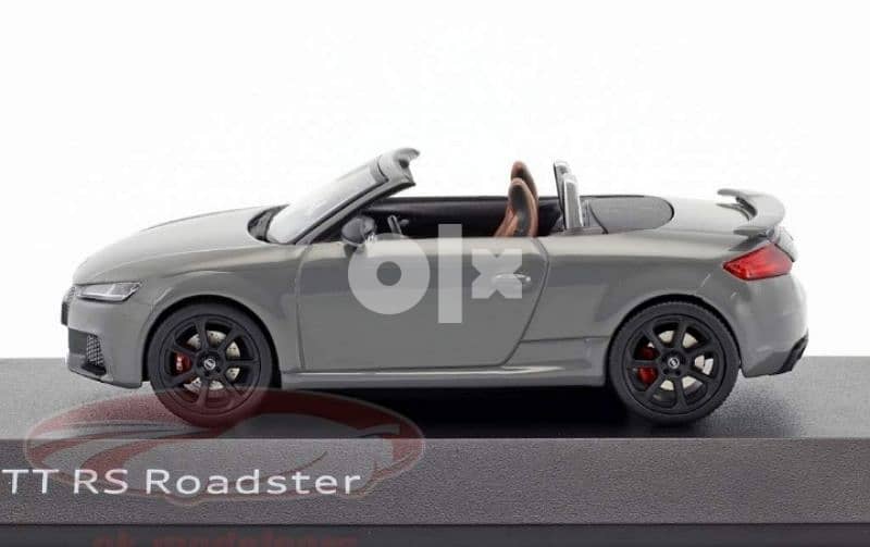 Audi TT RS Roadster diecast car model 1:43. 2