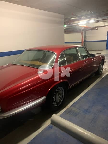 Jaguar xj6 like new not used lowww mileage 8