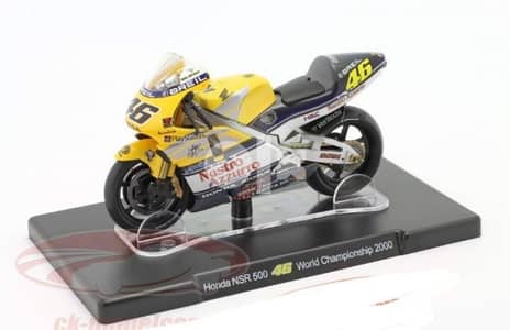 Honda NSR 500 ( year2000) diecast motorcycle model 1:18