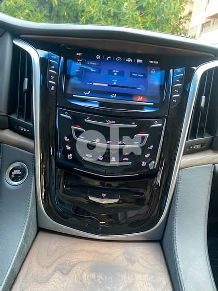 escalade 2019 company source 33000 km only 5