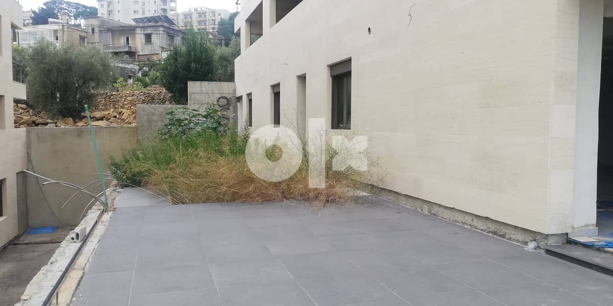 L09886 - Final Stage Apartment With Garden For Sale in Kornet Chehwan 1