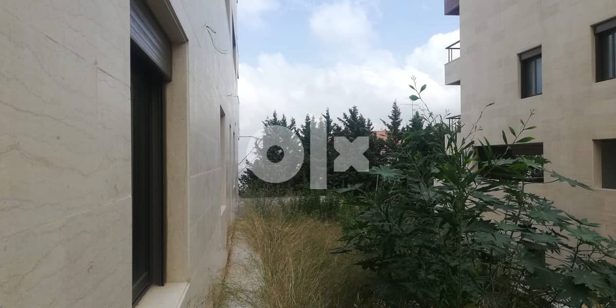 L09886 - Final Stage Apartment With Garden For Sale in Kornet Chehwan 4