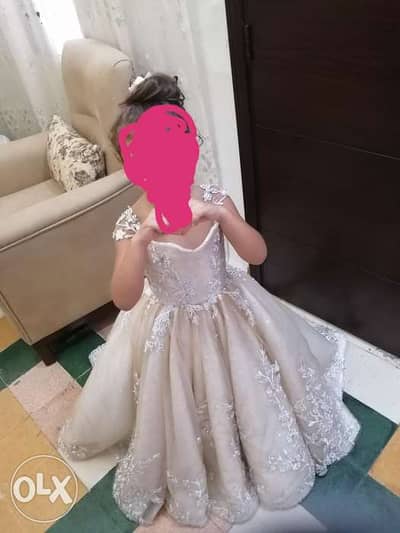 Fille d'honneur dress for 7 years old girl, haute cautur for wedding