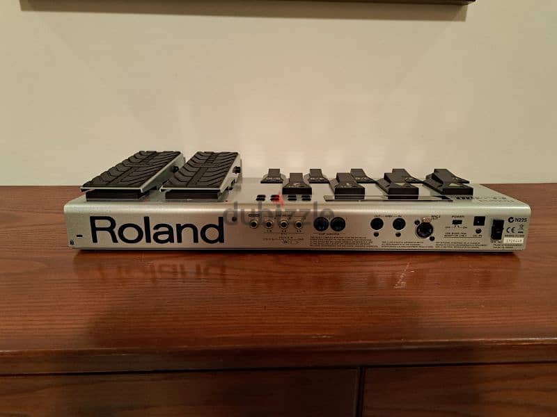 Roland FC-300 MIDI Foot Controller (37% Off) 4