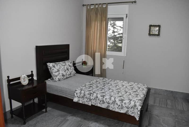 180m 3bedroom furnished + terrace+ parking Mansourieh middle Metn 8