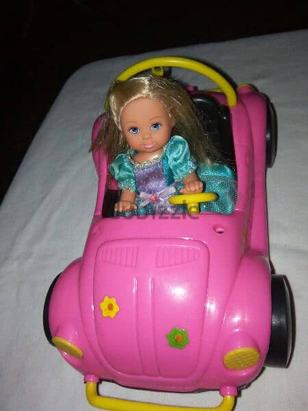 STEFFi LOVE DAUGHTER EVI +HER CAR barely used still good doll, both=16 3