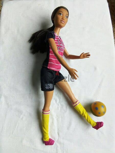 BARBIE SOCCER PLAYER - I CAN BE brunette great doll +complete wear=20$ 6