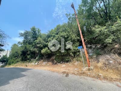 Land for sale in Ajaltoun 40/120 (مع رخصة بناء)