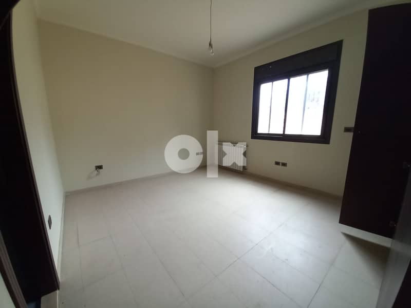 L09924 - 4 Storey Building For Sale With An Amazing Sea View in Adma 9