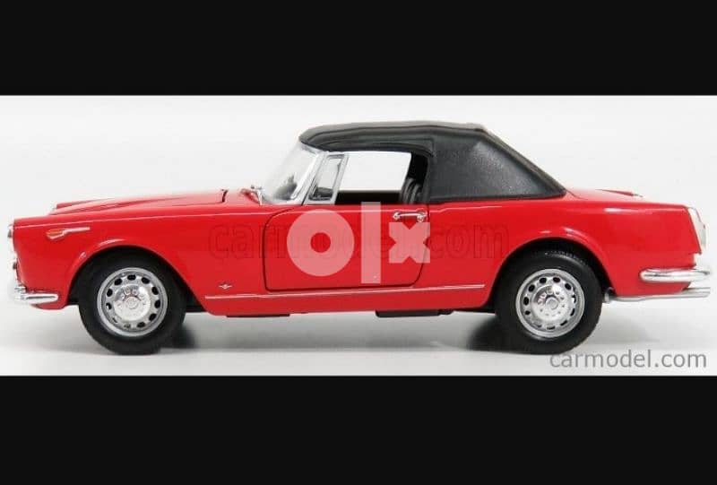 Alfa Romeo 2600 Spider diecast car model 1:24. 1