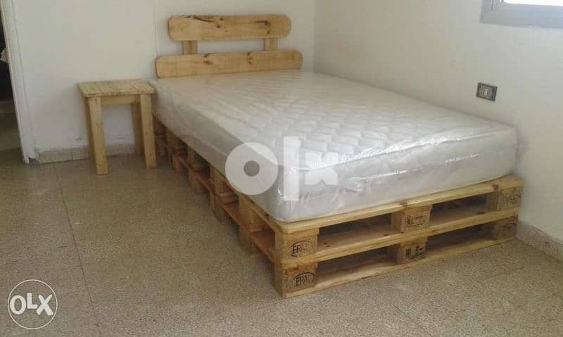 bed from pallet handmade 2