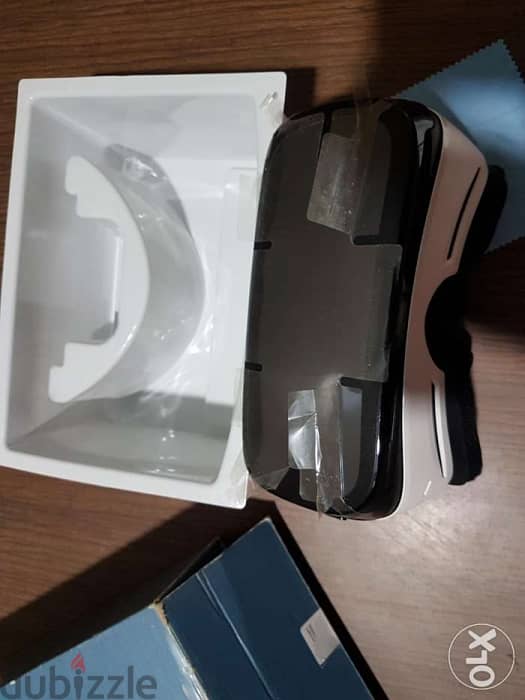for sale Gear VR compatible with Note5/S6edge+/S6/S6 edge/S7/S7 edge. 3