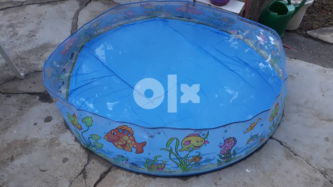 Used swimming pool but like new 25cm x 120cm (cash $ only) 2