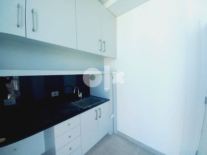 AH22-1156 Office for rent in Sodeco, Ashrafieh,117m2, $2,084 cash 3