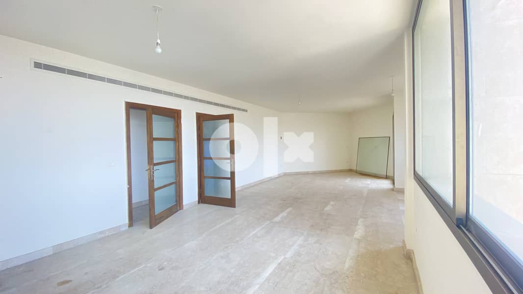 Apartment For Sale in Hamra 3