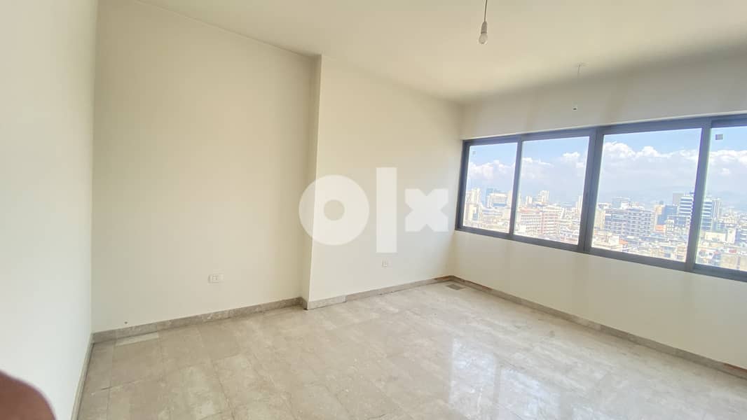 Apartment For Sale in Hamra 6