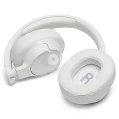 JBL 750BTNC Noise-Cancelling headphones 0