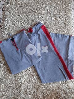 Grey and red sweatpants and hoodie for women size XL 0