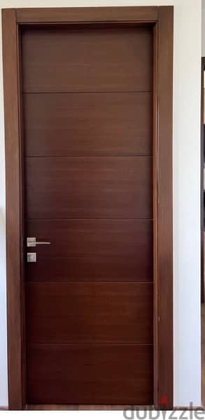 5 doors - Box fraque  Wallnut veneer  5 cm thick - brand new condition