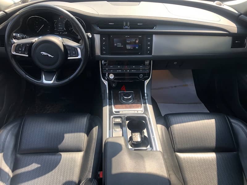 Jaguar XF MY 2018 From SAAD TRAD 39000 km only !!! 7