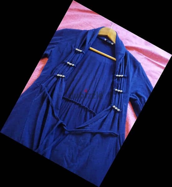 three cluq size S/M -7do excellent condition 1