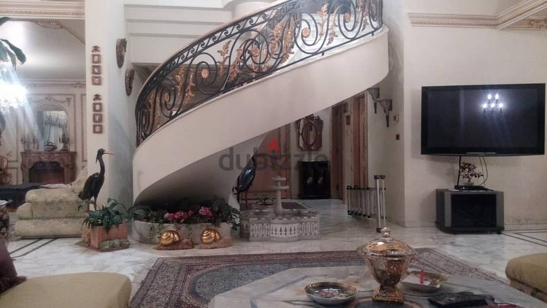 530 Sqm | Fully Furnished & Decorated Duplex for rent in Unesco 2