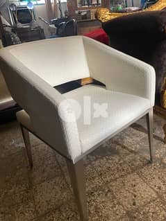 leather chair with stainless steel leg