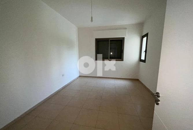 L09143-Apartment for Sale in Blat 4