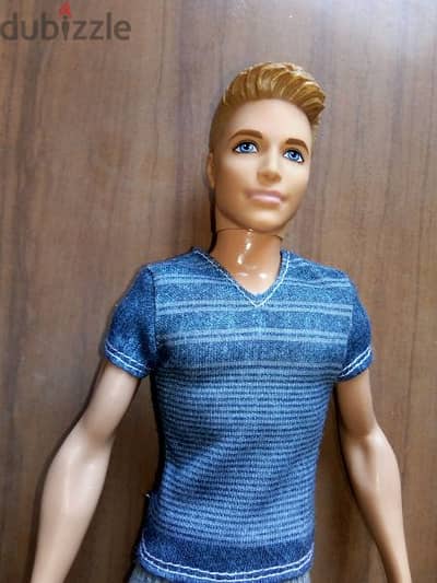 FASHIONISTAS KEN RYAN Mattel 2014 barely used doll still so good=16$