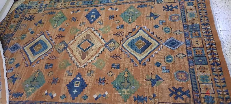 Persian carpet. size 235 x 155 cm. سجادة 3