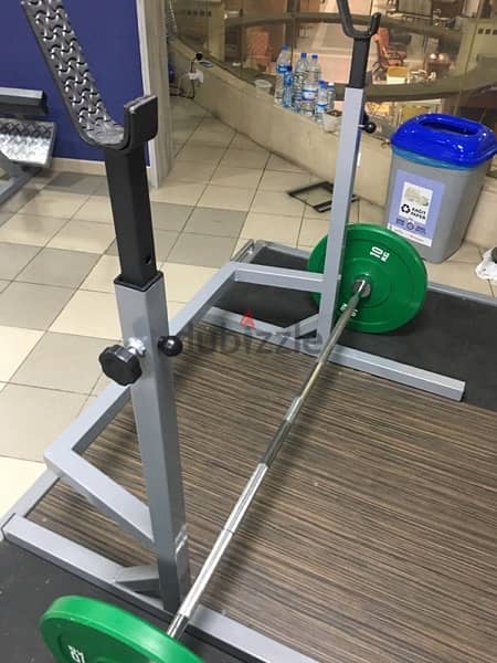 bench & squat rack heavy duty like new for home and gym used 2