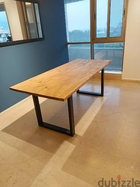 wood dining table with metal base طاولة سفرة خشب وقاعدة حديد 5
