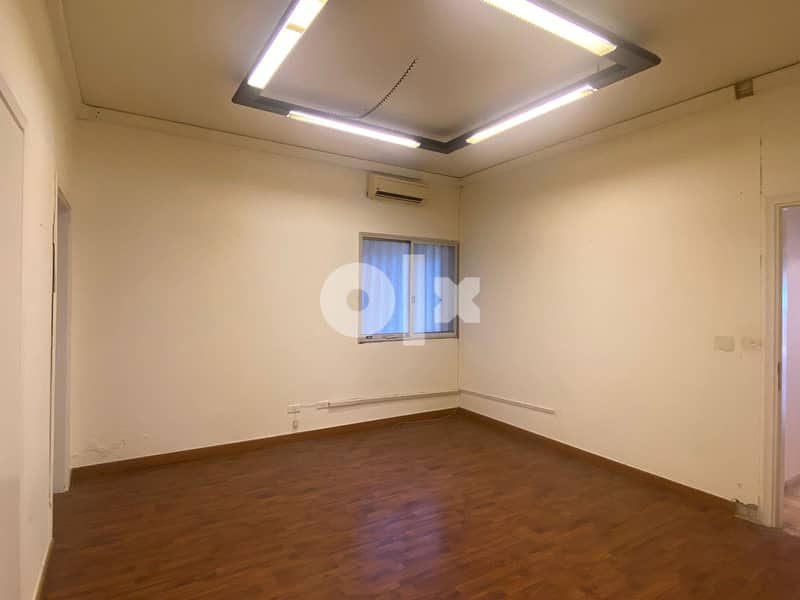 L10073-Spacious Apartment For Rent in Sassine, Achrafieh 2