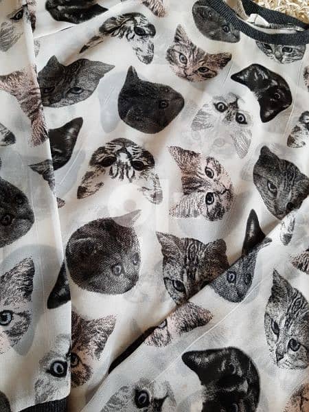 H&M cat print shirt 1
