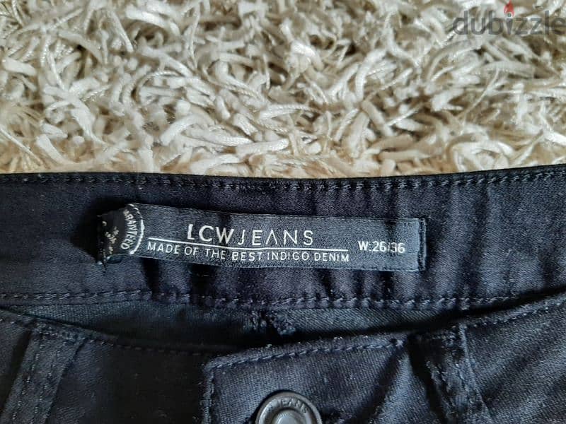 LCWAIKIKI black denim jeans 1